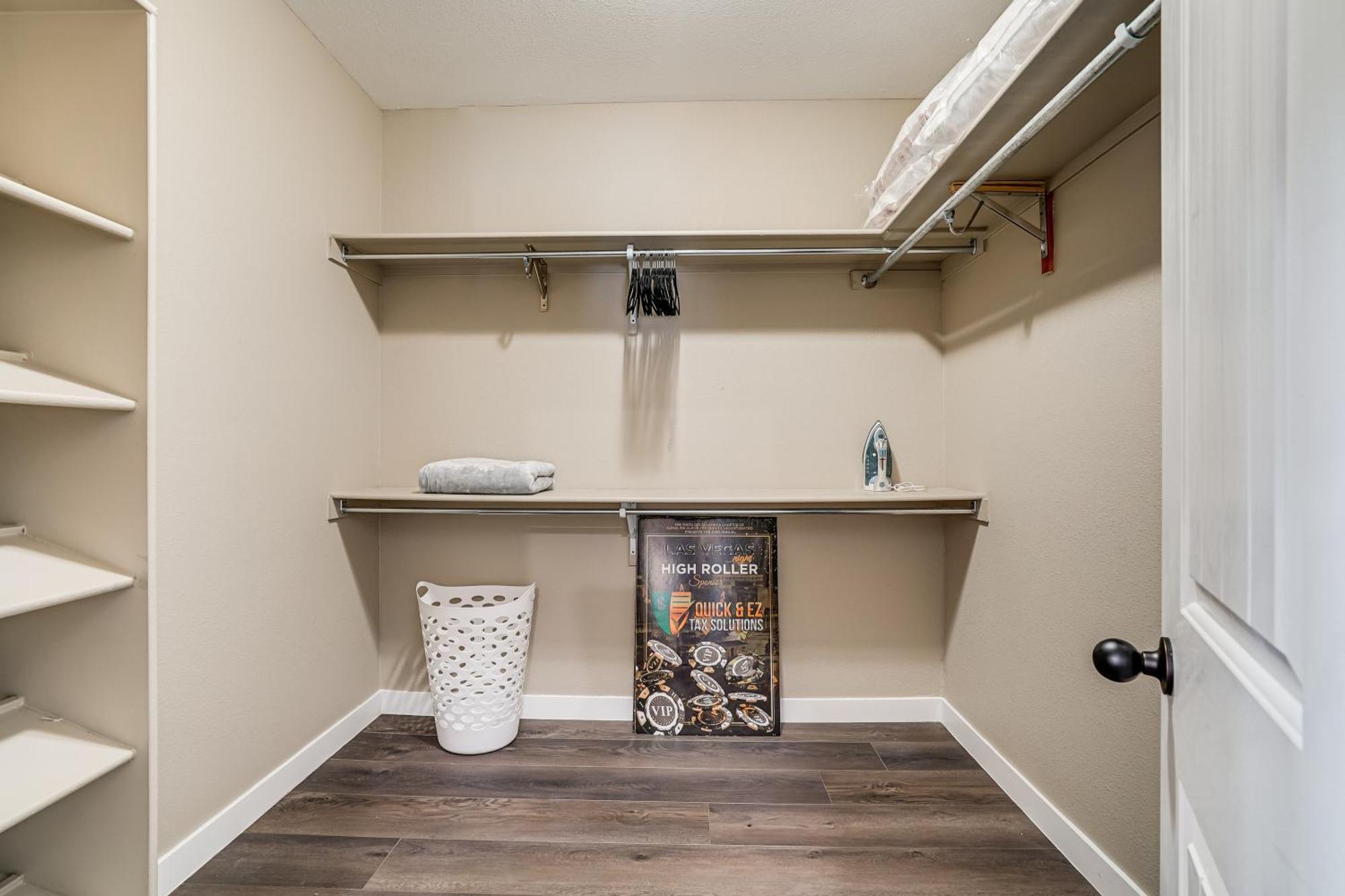 Near Downtown And Parks Holiday home El Paso